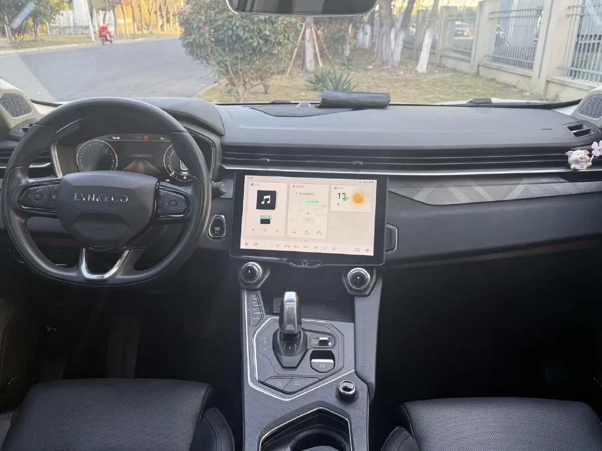 2021 LYNK&CO 01 2.0T 218HP L4 8AT,autocango,china used car exporter,china ev exporter,chinese used car exporter,chinese used ev exporter