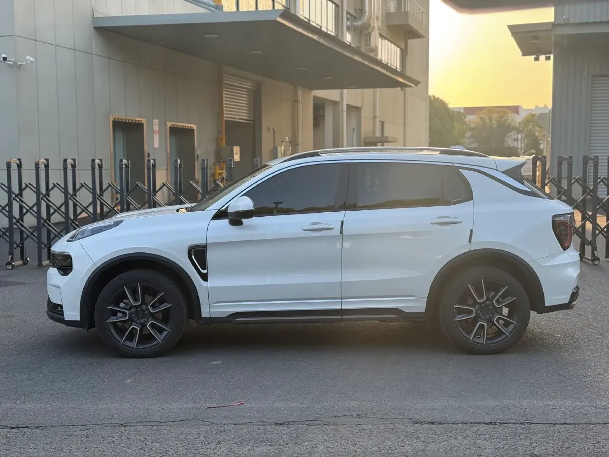2021 LYNK&CO 01 2.0T 218HP L4 8AT,autocango,china used car exporter,china ev exporter,chinese used car exporter,chinese used ev exporter