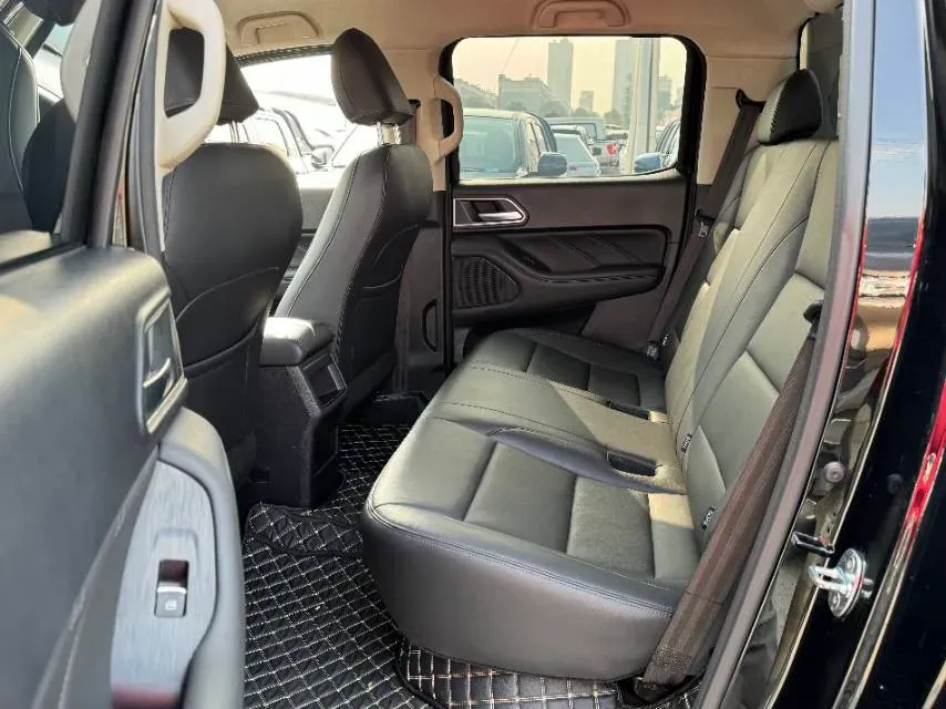 2023 Great Wall Poer 2.0T 166HP L4 8AT,autocango,china used car exporter,china ev exporter,chinese used car exporter,chinese used ev exporter