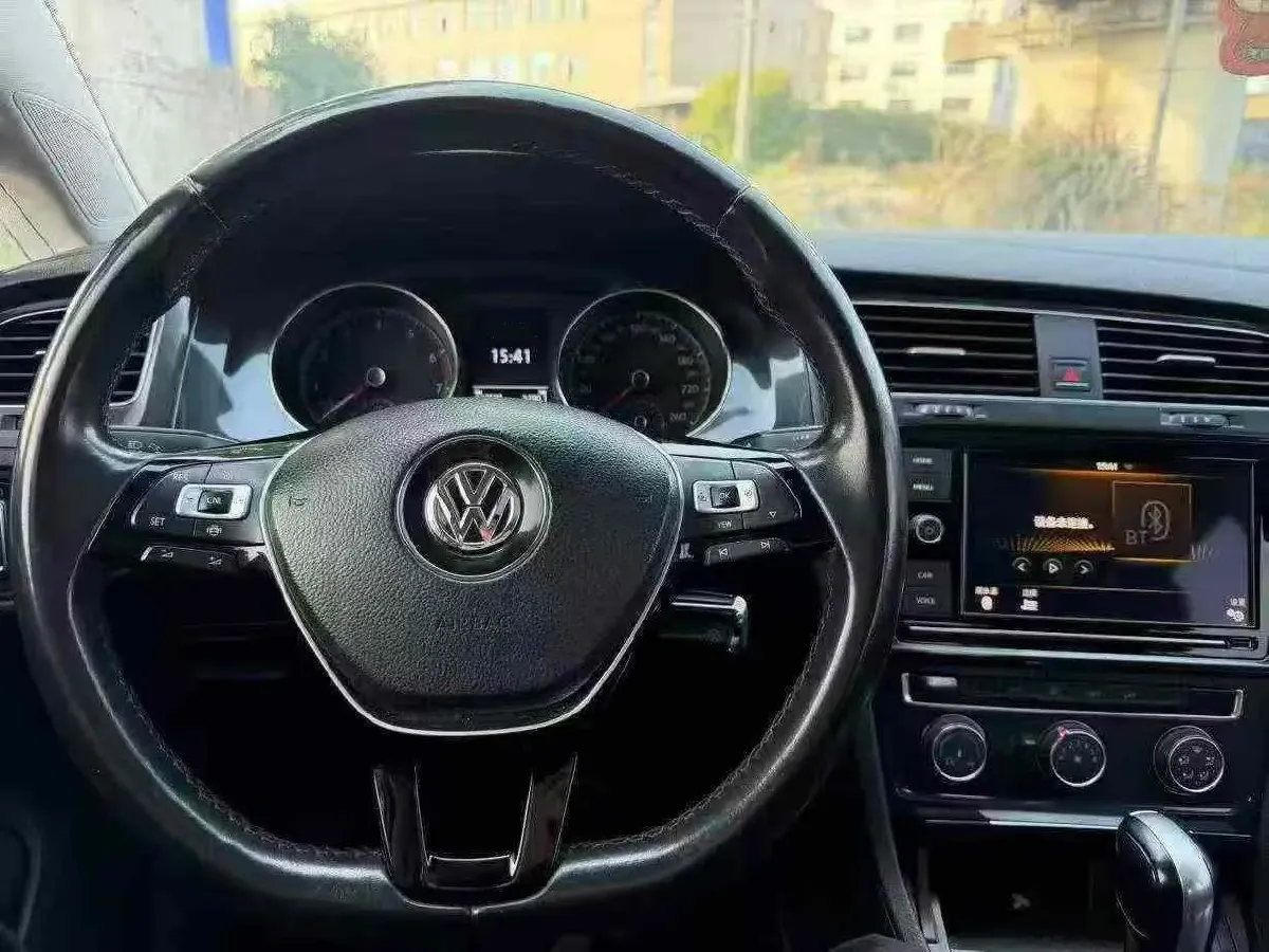 2018 Volkswagen Golf 1.6L 110HP L4 6AT,autocango,china used car exporter,china ev exporter,chinese used car exporter,chinese used ev exporter