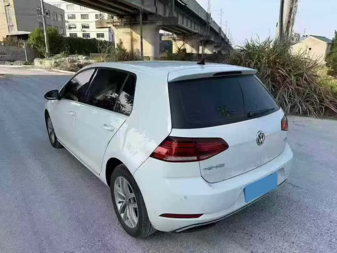 2018 Volkswagen Golf 1.6L 110HP L4 6AT,autocango,china used car exporter,china ev exporter,chinese used car exporter,chinese used ev exporter