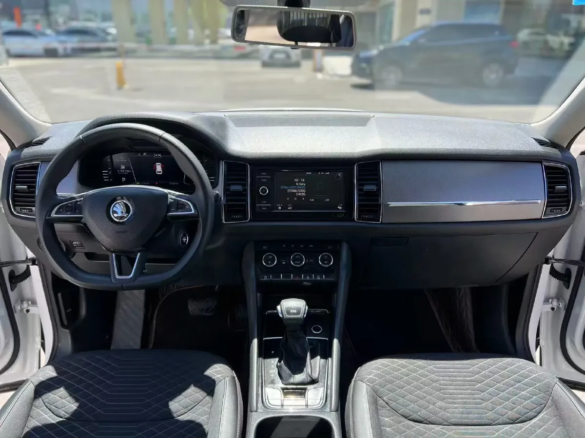 2019 Buick EnvisionPlus 1.5T 169HP L4 7DCT,autocango,china used car exporter,china ev exporter,chinese used car exporter,chinese used ev exporter