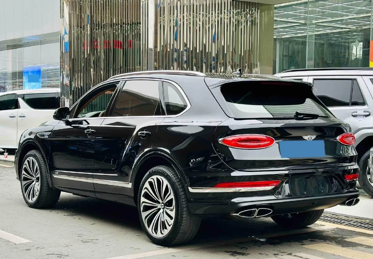 2022 Bentley Bentayga 4.0T 550HP V8 8AT,autocango,china used car exporter,china ev exporter,chinese used car exporter,chinese used ev exporter
