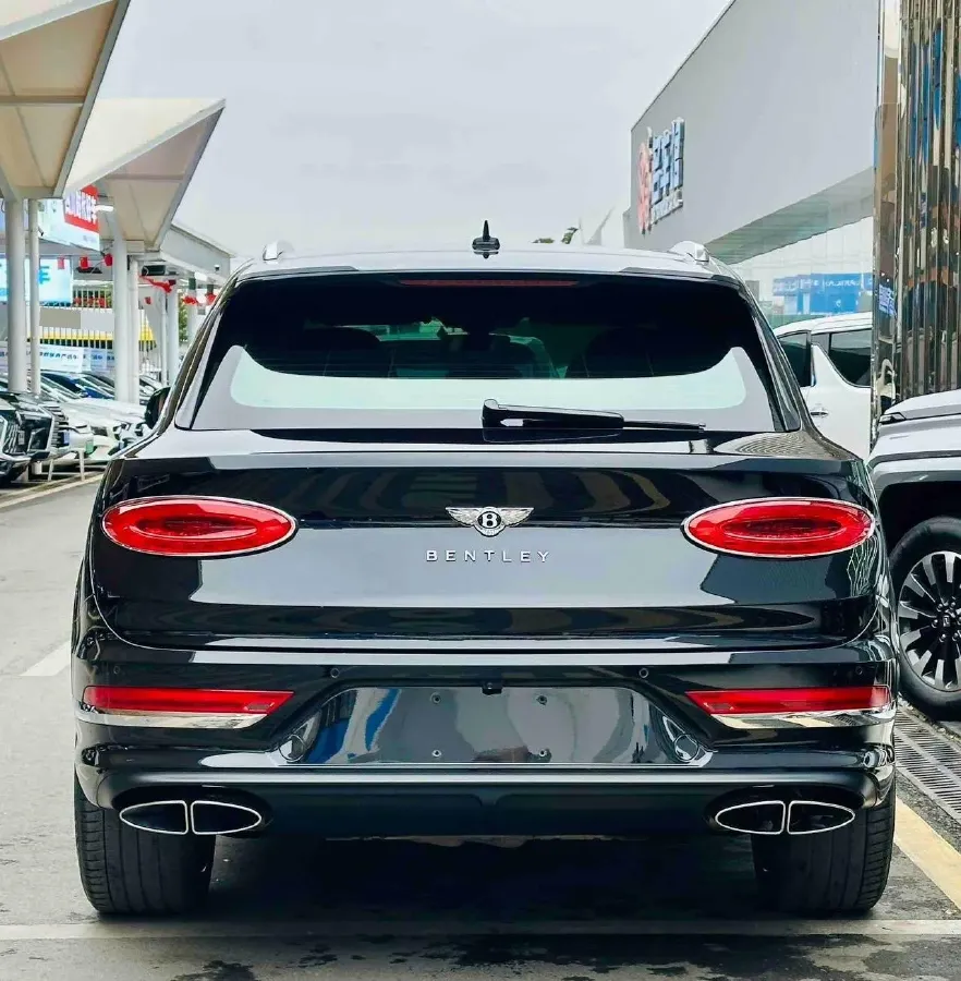 2022 Bentley Bentayga 4.0T 550HP V8 8AT,autocango,china used car exporter,china ev exporter,chinese used car exporter,chinese used ev exporter