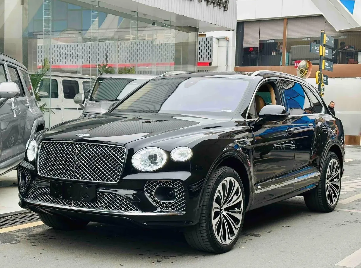 2022 Bentley Bentayga 4.0T 550HP V8 8AT,autocango,china used car exporter,china ev exporter,chinese used car exporter,chinese used ev exporter