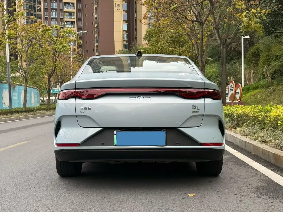 2025 BYD QinL BEV,autocango,china used car exporter,china ev exporter,chinese used car exporter,chinese used ev exporter