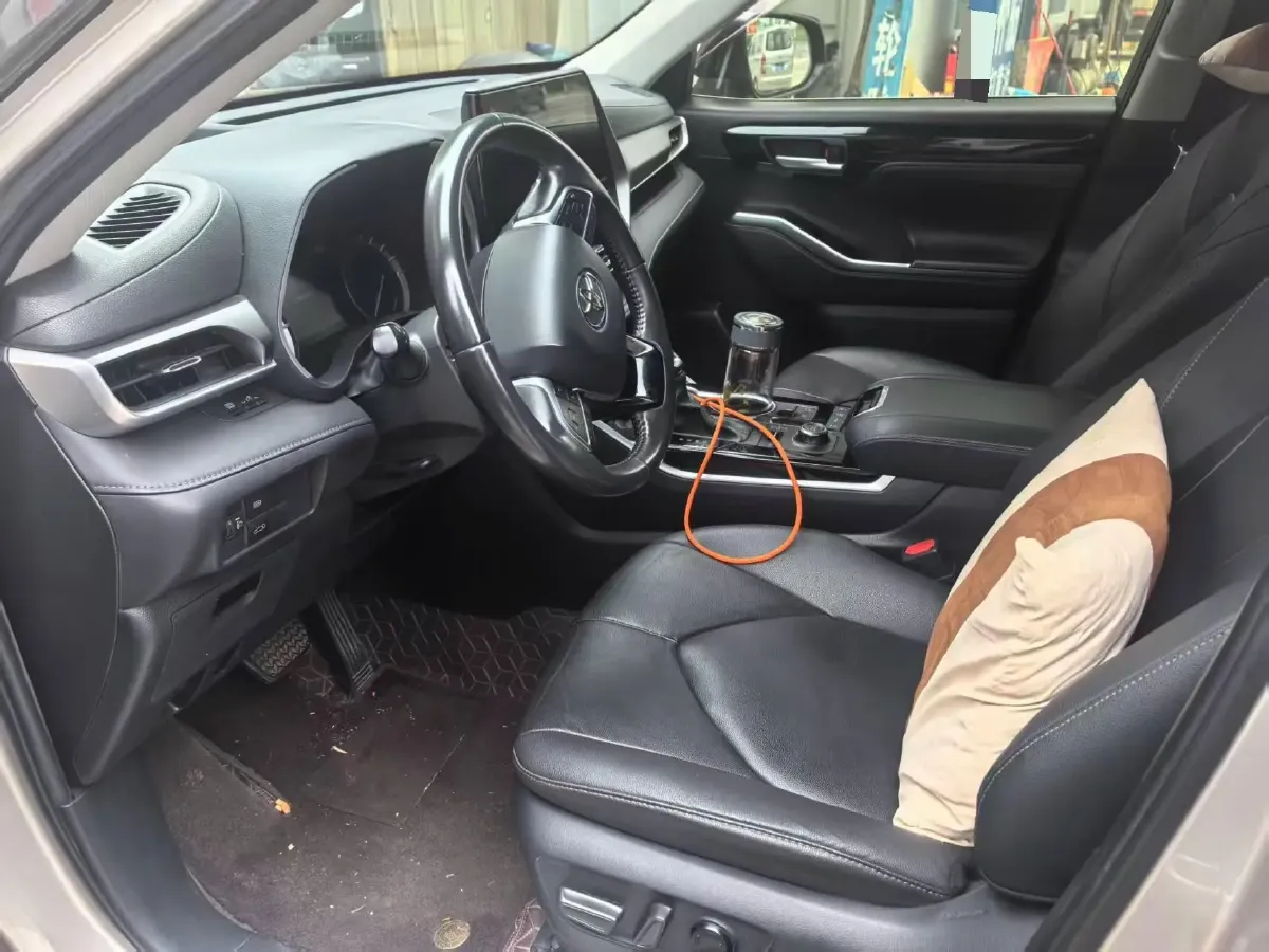 2022 Toyota Highlander 2.0T 248HP L4 8AT,autocango,china used car exporter,china ev exporter,chinese used car exporter,chinese used ev exporter