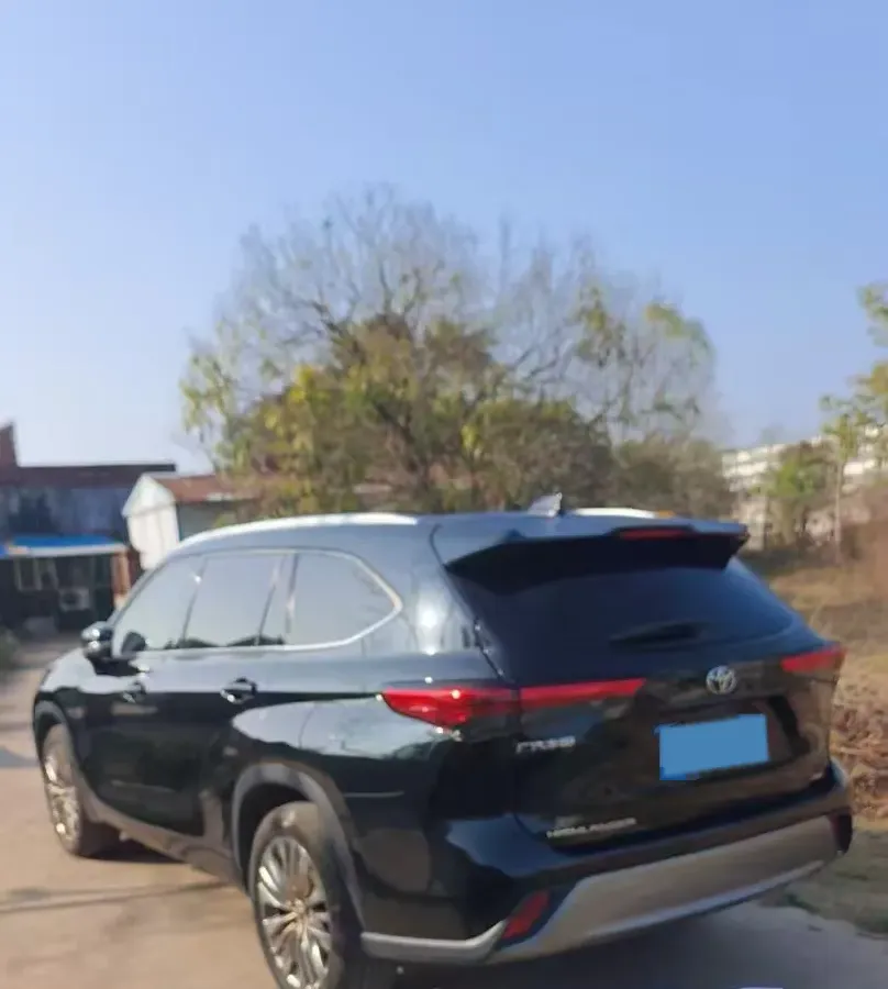2022 Toyota Highlander 2.0T 248HP L4 8AT,autocango,china used car exporter,china ev exporter,chinese used car exporter,chinese used ev exporter