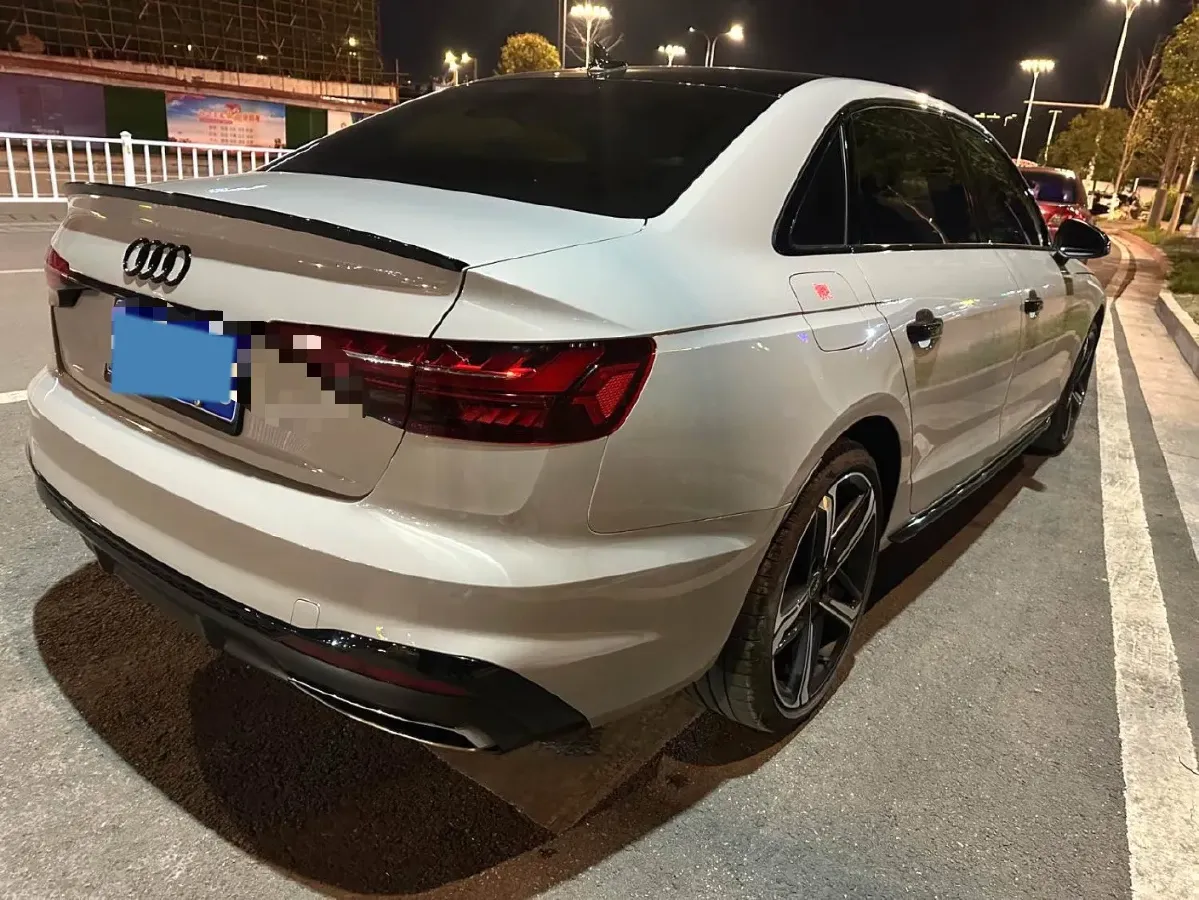 2024 Audi A4L 2.0T 190HP L4 7DCT,autocango,china used car exporter,china ev exporter,chinese used car exporter,chinese used ev exporter