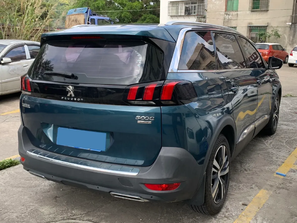 2019 Peugeot 5008 1.6T 167HP L4 6AT,autocango,china used car exporter,china ev exporter,chinese used car exporter,chinese used ev exporter