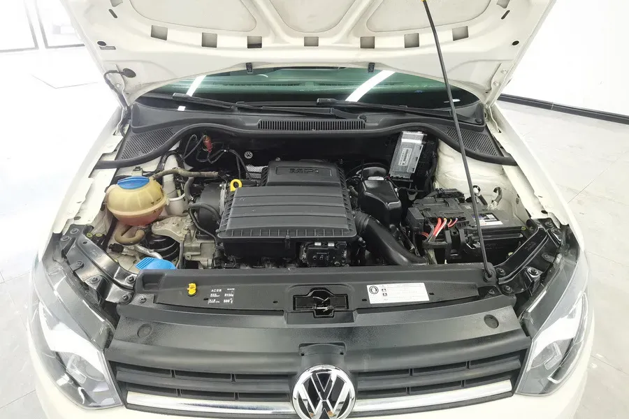 2016 Volkswagen Polo 1.4L 90HP L4 6AT,autocango,china used car exporter,china ev exporter,chinese used car exporter,chinese used ev exporter