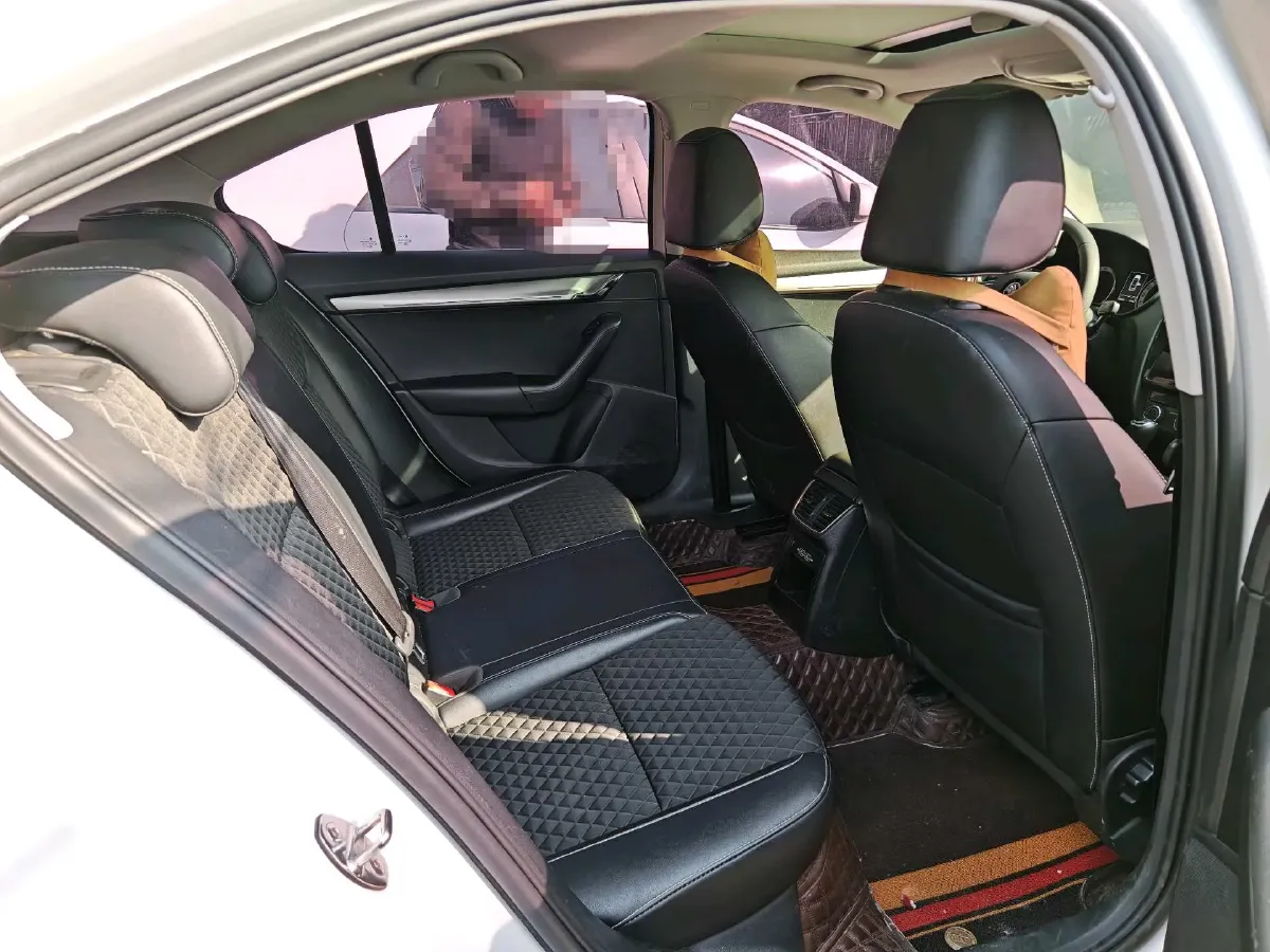 2019 Skoda Octavia 1.4T 150HP L4 7DCT,autocango,china used car exporter,china ev exporter,chinese used car exporter,chinese used ev exporter