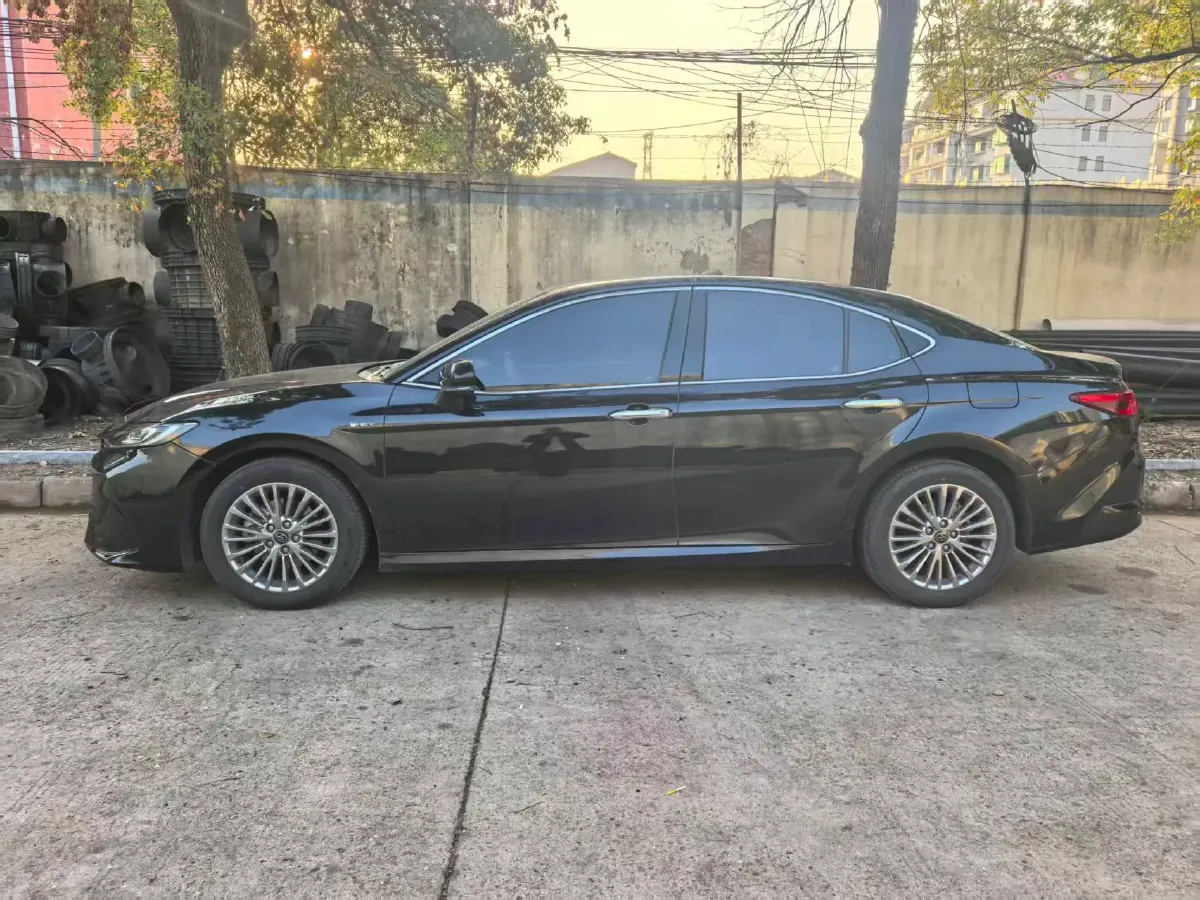 2024 Toyota Camry 2.0L 152HP L4 E-CVT Hybrid,autocango,china used car exporter,china ev exporter,chinese used car exporter,chinese used ev exporter