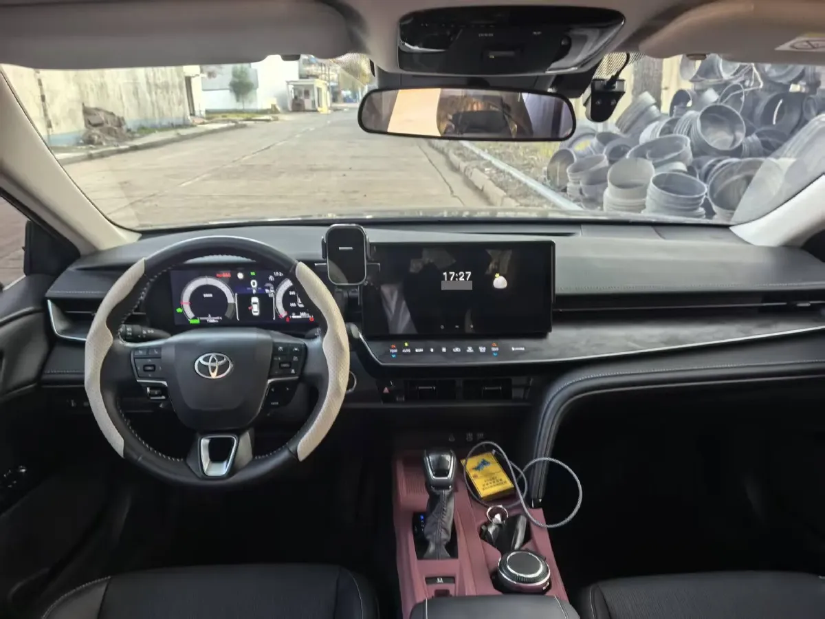 2024 Toyota Camry 2.0L 152HP L4 E-CVT Hybrid,autocango,china used car exporter,china ev exporter,chinese used car exporter,chinese used ev exporter