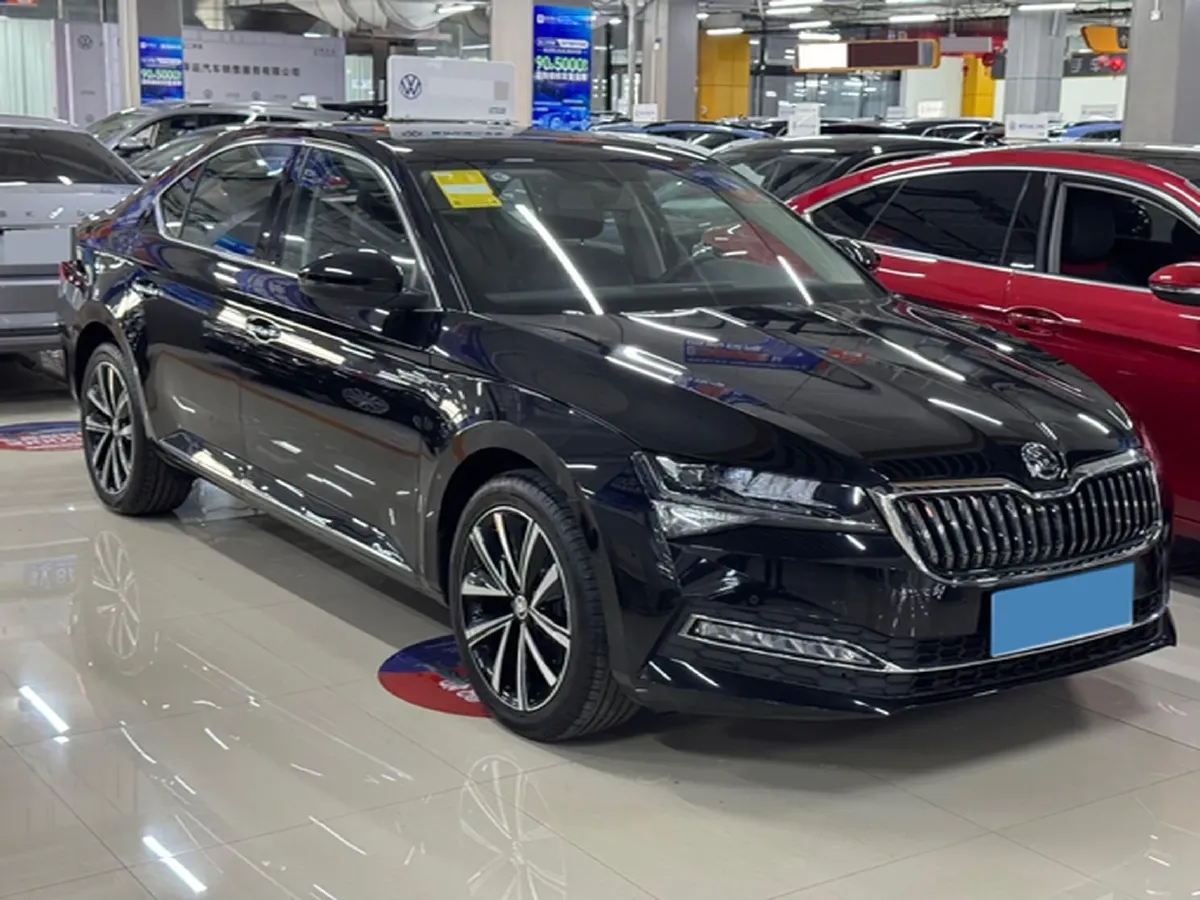 2023 Skoda Superb 1.4T 150HP L4 7DCT,autocango,china used car exporter,china ev exporter,chinese used car exporter,chinese used ev exporter