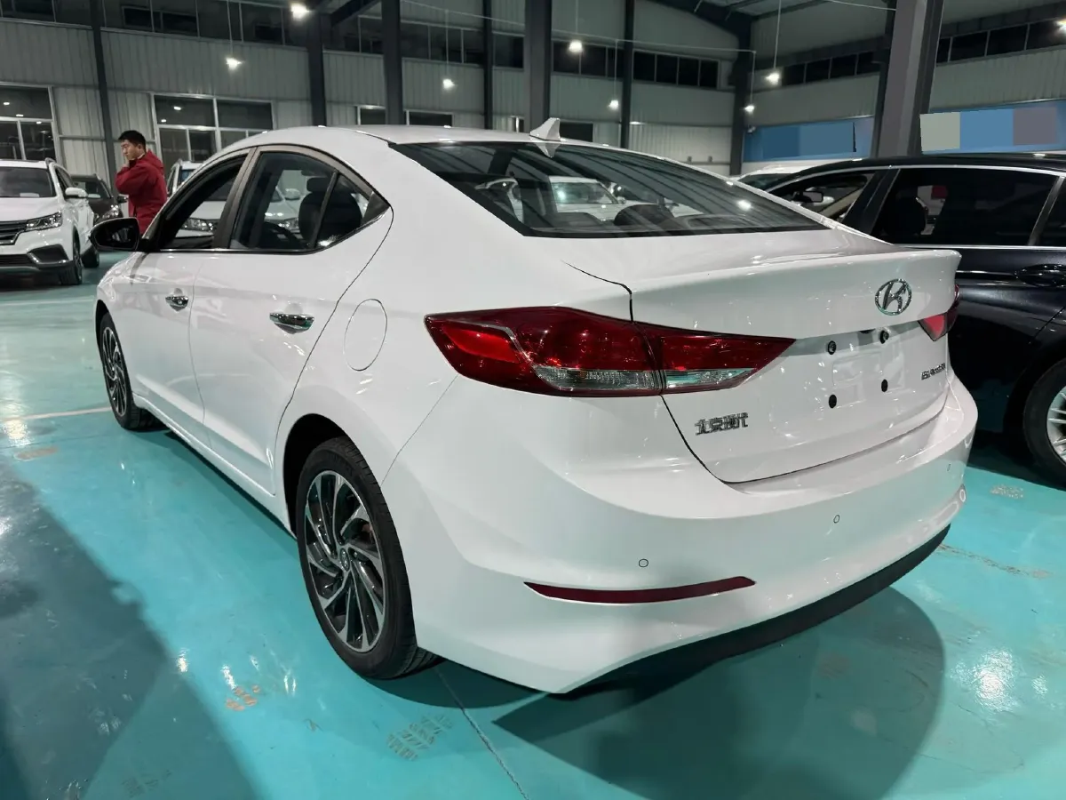 2019 Hyundai Elantra 1.5L 115HP L4 CVT,autocango,china used car exporter,china ev exporter,chinese used car exporter,chinese used ev exporter
