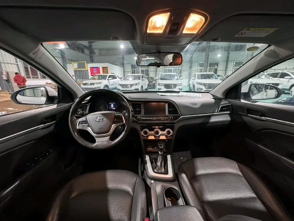 2019 Hyundai Elantra 1.5L 115HP L4 CVT,autocango,china used car exporter,china ev exporter,chinese used car exporter,chinese used ev exporter