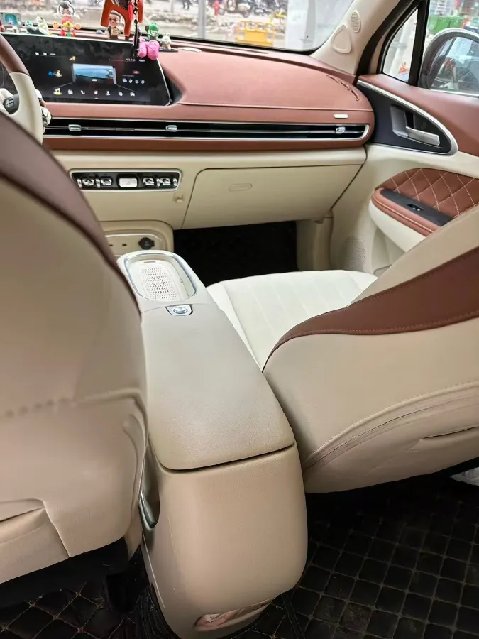 2023 Ora FunkyCat BEV 47.8KWH,autocango,china used car exporter,china ev exporter,chinese used car exporter,chinese used ev exporter