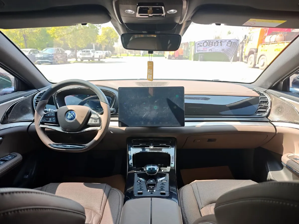 2023 BYD Han BEV 72KWH,autocango,china used car exporter,china ev exporter,chinese used car exporter,chinese used ev exporter