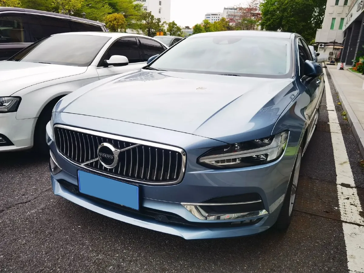 2019 Infiniti Q70 2.0T 211HP L4 7AT,autocango,china used car exporter,china ev exporter,chinese used car exporter,chinese used ev exporter