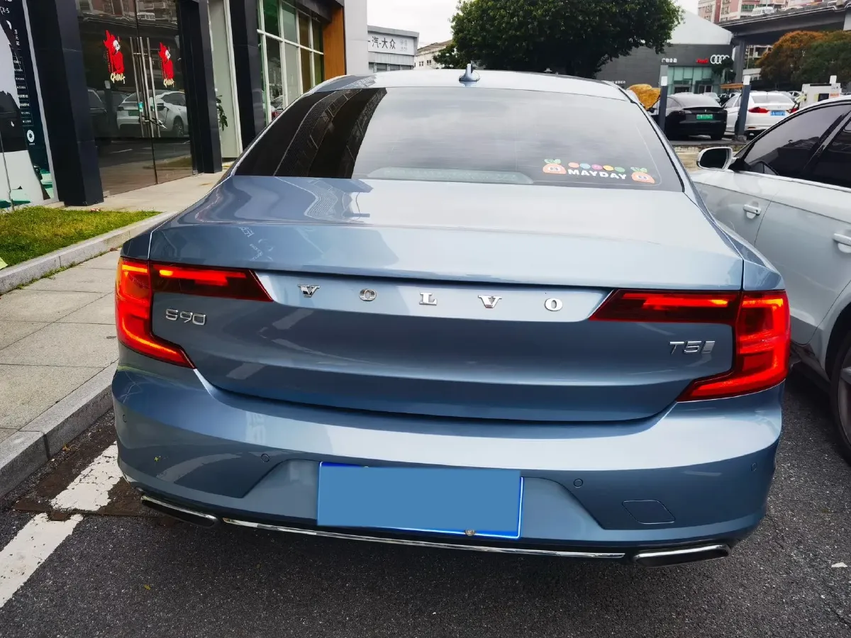 2019 Infiniti Q70 2.0T 211HP L4 7AT,autocango,china used car exporter,china ev exporter,chinese used car exporter,chinese used ev exporter