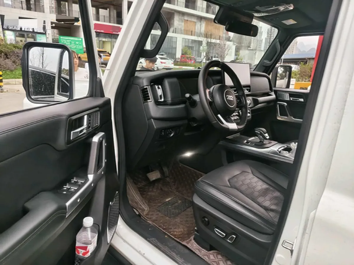 2024 212 212 T01 2.0T 252HP L4 8AT,autocango,china used car exporter,china ev exporter,chinese used car exporter,chinese used ev exporter