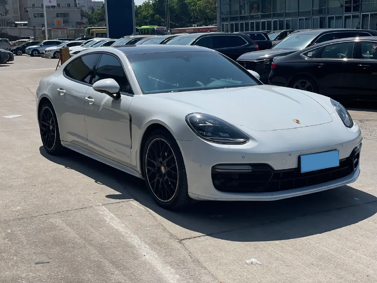 2019 Porsche Panamera 2.9T 330HP V6 8DCT,autocango,china used car exporter,china ev exporter,chinese used car exporter,chinese used ev exporter
