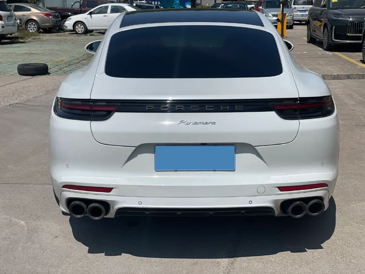 2019 Porsche Panamera 2.9T 330HP V6 8DCT,autocango,china used car exporter,china ev exporter,chinese used car exporter,chinese used ev exporter