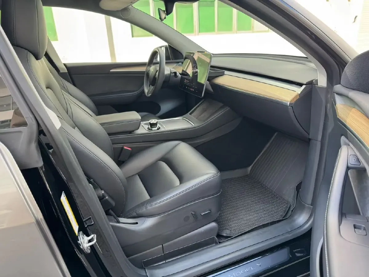 2022 Tesla Model Y BEV 60KWH,autocango,china used car exporter,china ev exporter,chinese used car exporter,chinese used ev exporter