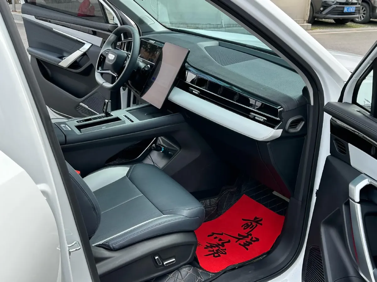 2024 Geely StarRay 1.5T 181HP L4 7DCT,autocango,china used car exporter,china ev exporter,chinese used car exporter,chinese used ev exporter