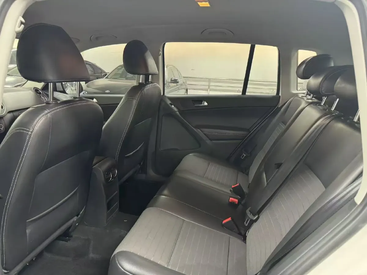 2017 MAXUS T60 2.0T 224HP L4 6AT,autocango,china used car exporter,china ev exporter,chinese used car exporter,chinese used ev exporter