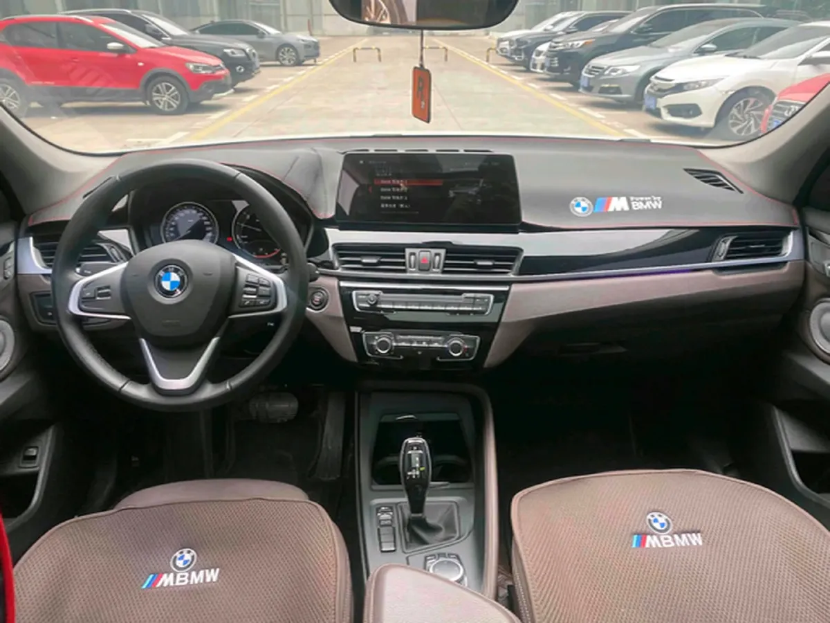 2021 BMW X1 1.5T 140HP L3 7DCT,autocango,china used car exporter,china ev exporter,chinese used car exporter,chinese used ev exporter