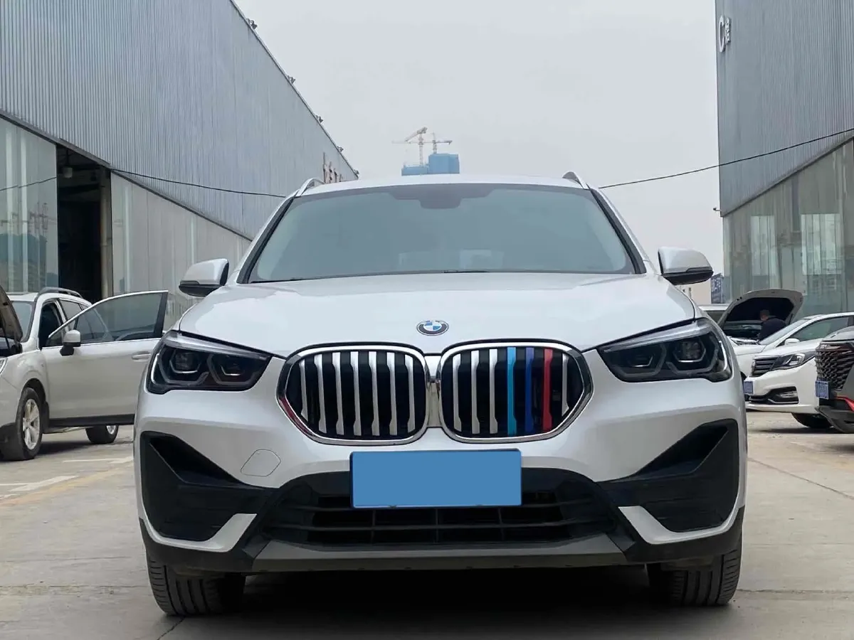 2021 BMW X1 1.5T 140HP L3 7DCT,autocango,china used car exporter,china ev exporter,chinese used car exporter,chinese used ev exporter