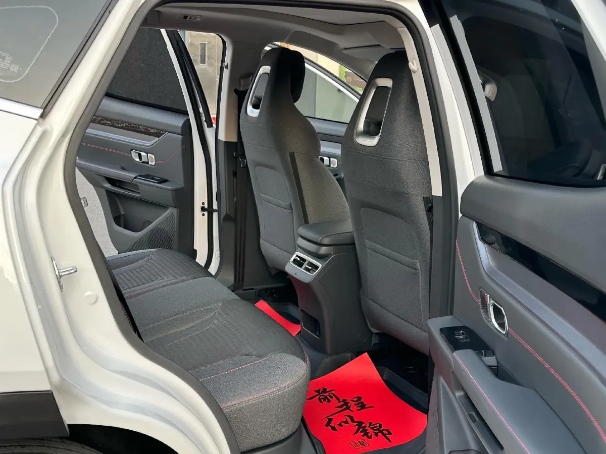 2025 Jetour DASHING 1.5T 156HP L4 6DCT,autocango,china used car exporter,china ev exporter,chinese used car exporter,chinese used ev exporter