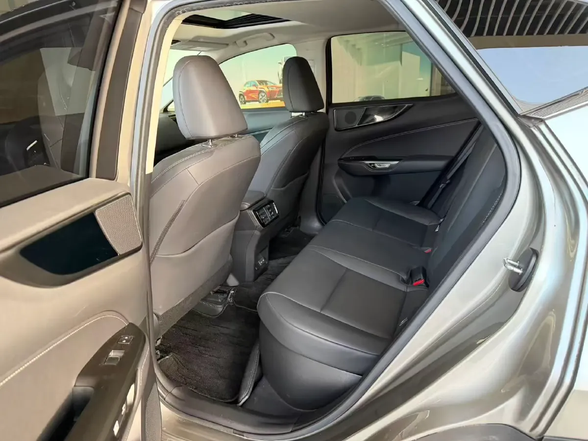 2022 Lexus NX 2.5L 192HP L4 E-CVT Hybrid,autocango,china used car exporter,china ev exporter,chinese used car exporter,chinese used ev exporter