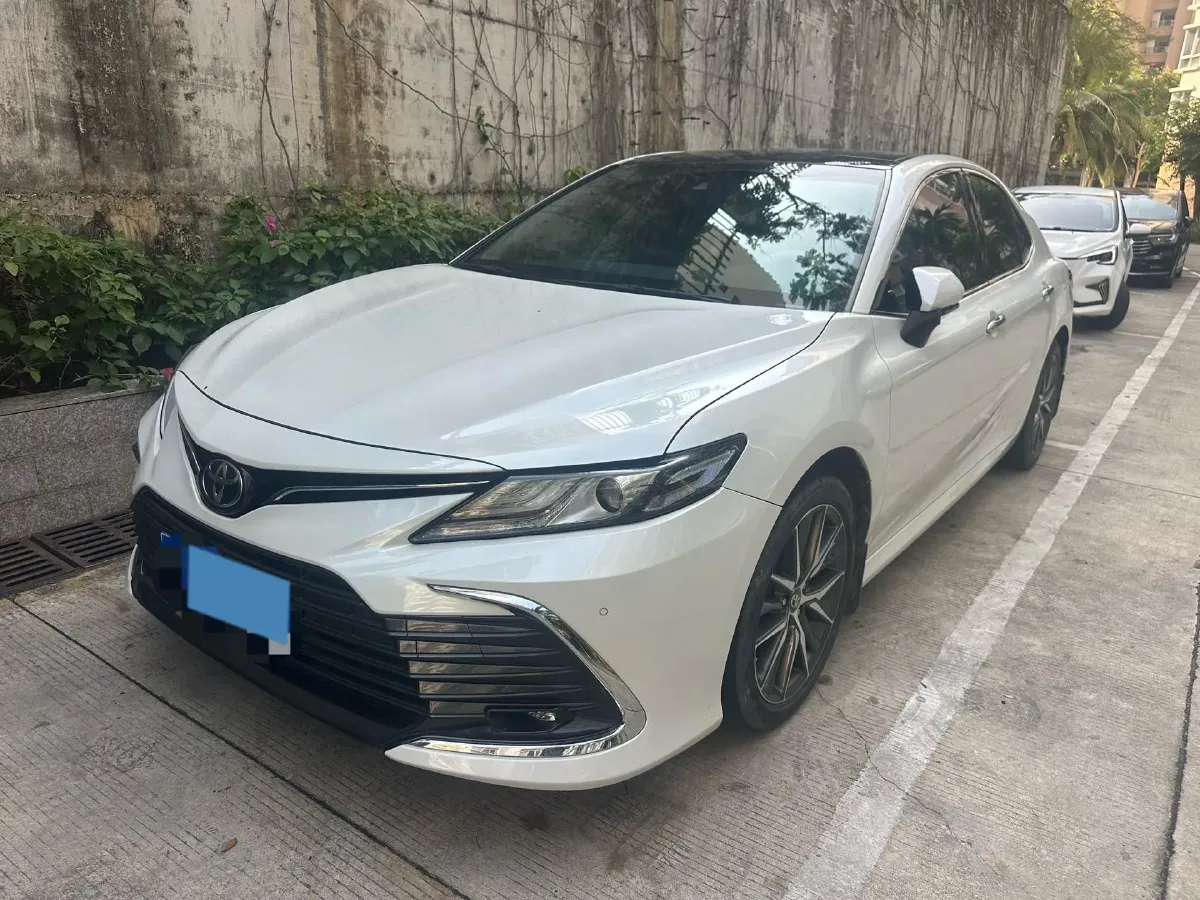 2021 Toyota Camry 2.5L 209HP L4 8AT,autocango,china used car exporter,china ev exporter,chinese used car exporter,chinese used ev exporter