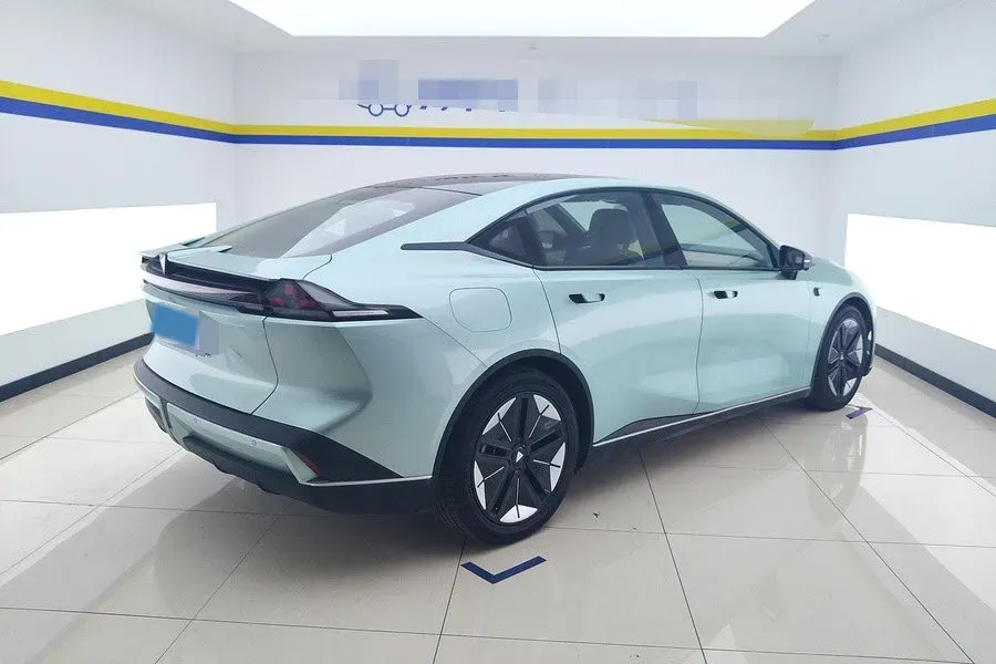 2022 DongFeng Forthing LingZhi EV BEV 68.4KWH,autocango,china used car exporter,china ev exporter,chinese used car exporter,chinese used ev exporter