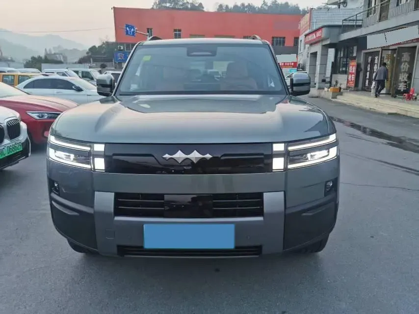 2025 FangChengBao Tai 7 1.5T 156HP L4 E-CVT PHEV,autocango,china used car exporter,china ev exporter,chinese used car exporter,chinese used ev exporter
