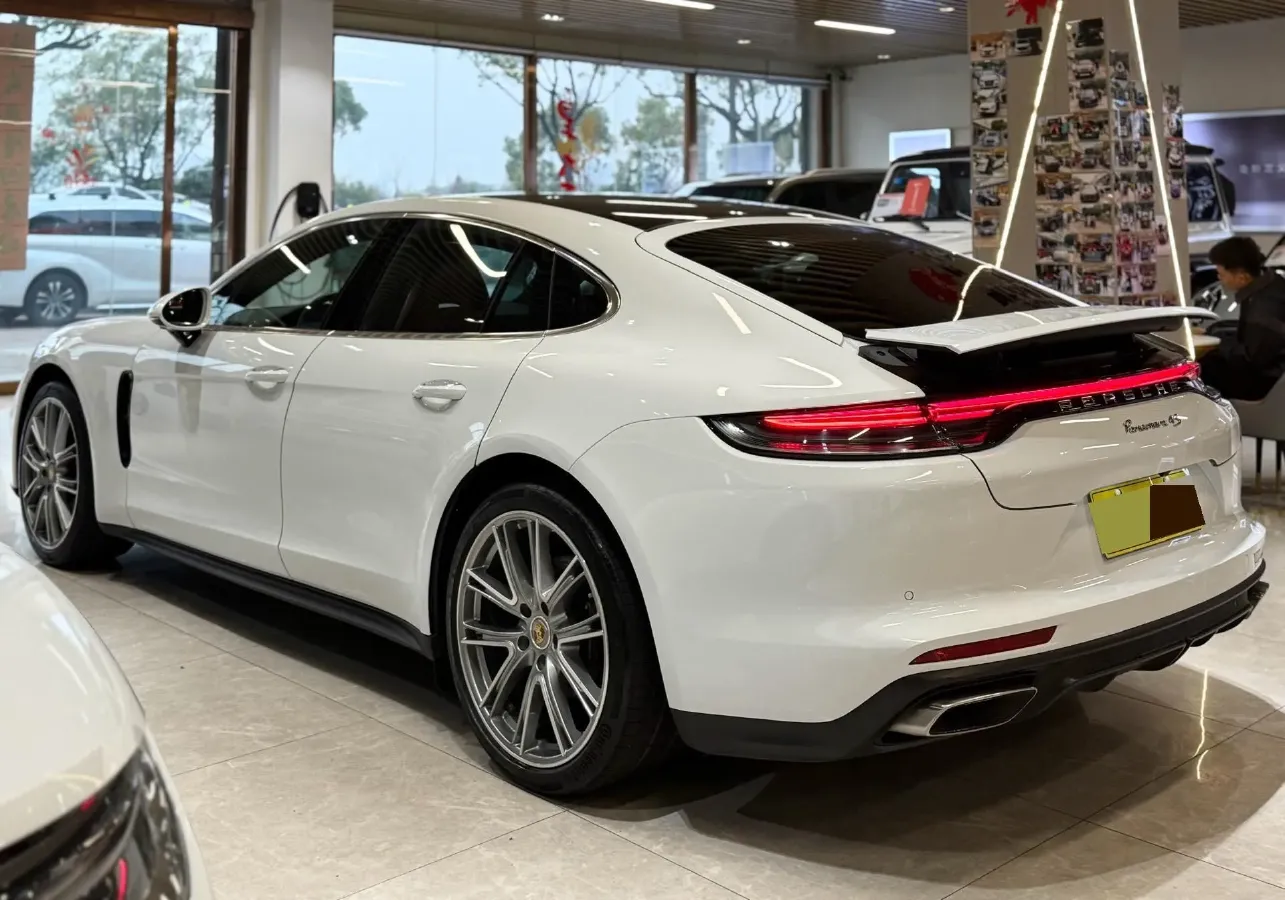 2023 Porsche Panamera 2.9T 330HP V6 8DCT,autocango,china used car exporter,china ev exporter,chinese used car exporter,chinese used ev exporter