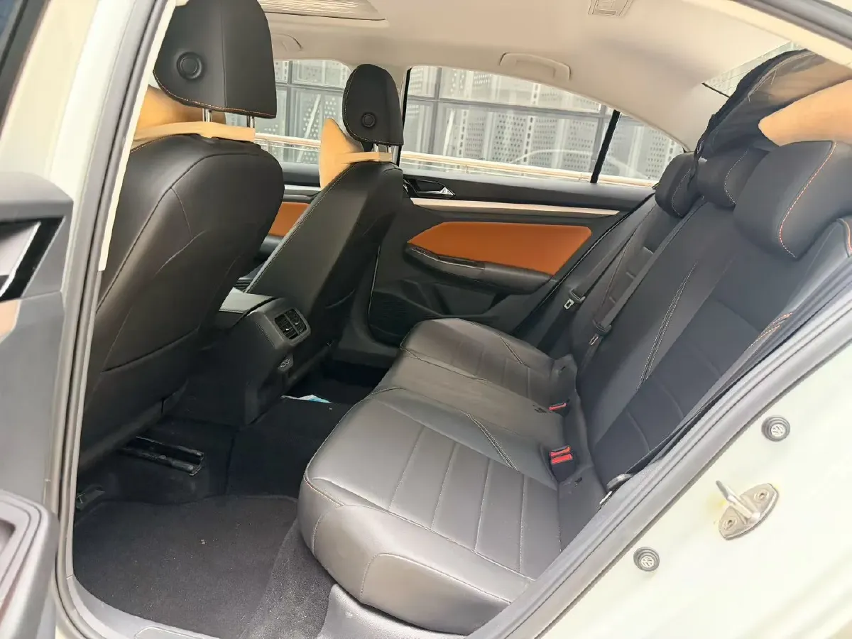 2023 Volkswagen Bora 1.2T 116HP L4 7DCT,autocango,china used car exporter,china ev exporter,chinese used car exporter,chinese used ev exporter