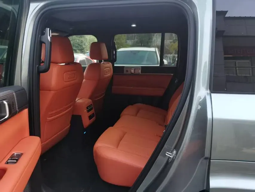 2025 FangChengBao Tai 7 1.5T 156HP L4 E-CVT PHEV,autocango,china used car exporter,china ev exporter,chinese used car exporter,chinese used ev exporter