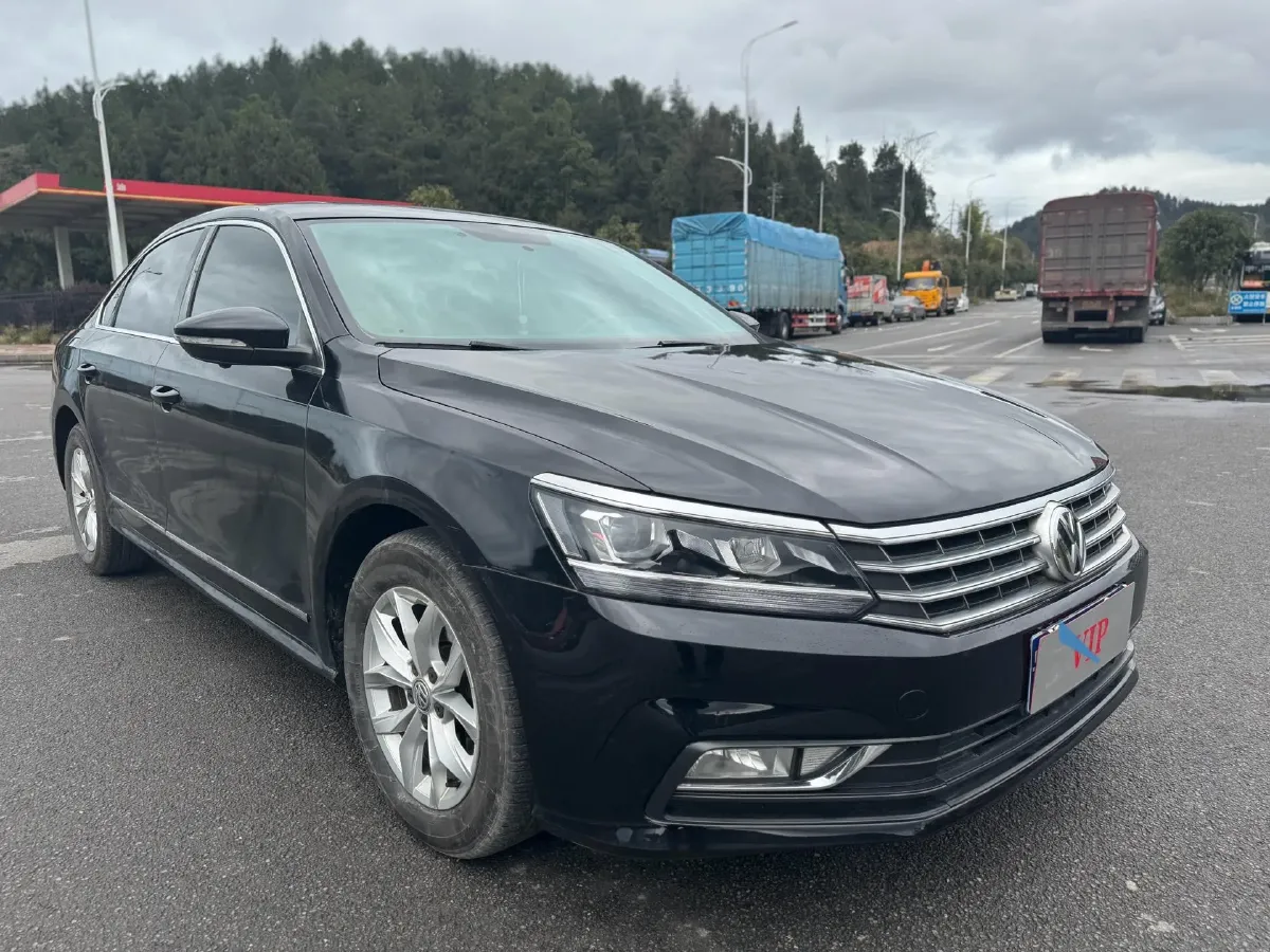 2017 Volkswagen Passat 1.8T 180HP L4 7DCT,autocango,china used car exporter,china ev exporter,chinese used car exporter,chinese used ev exporter