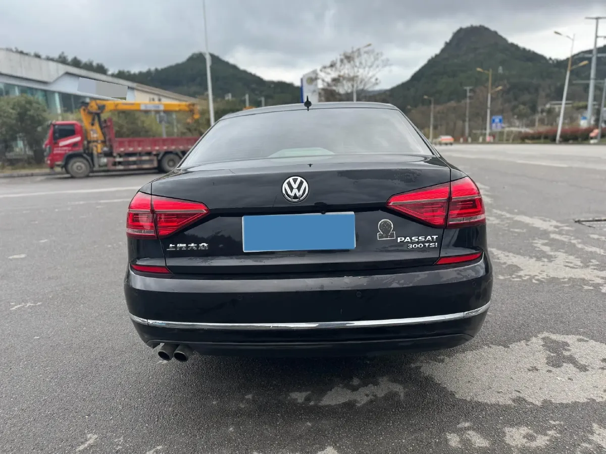 2017 Volkswagen Passat 1.8T 180HP L4 7DCT,autocango,china used car exporter,china ev exporter,chinese used car exporter,chinese used ev exporter