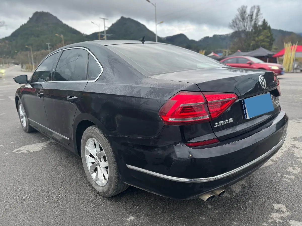 2017 Volkswagen Passat 1.8T 180HP L4 7DCT,autocango,china used car exporter,china ev exporter,chinese used car exporter,chinese used ev exporter