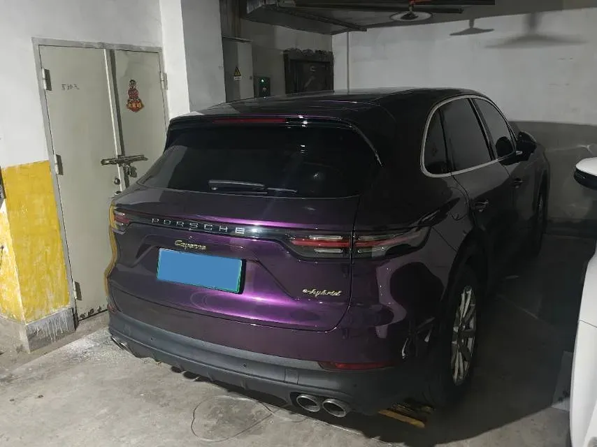 2019 Porsche Cayenne 2.0T 252HP L4 8AT PHEV 14.1KWH,autocango,china used car exporter,china ev exporter,chinese used car exporter,chinese used ev exporter