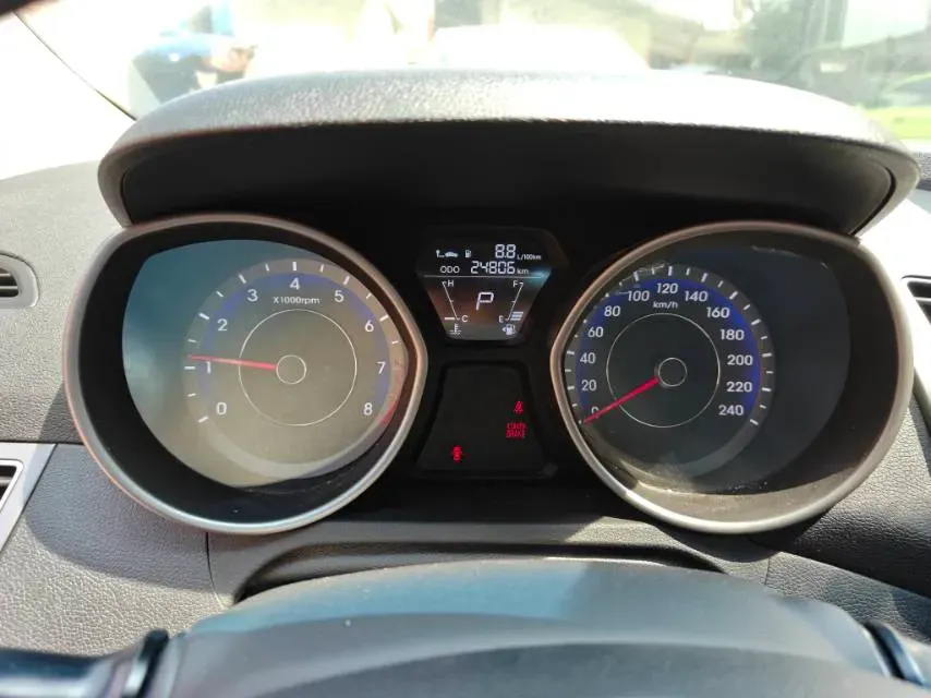 2016 Hyundai Elantra 1.6L 128HP L4 6AT,autocango,china used car exporter,china ev exporter,chinese used car exporter,chinese used ev exporter