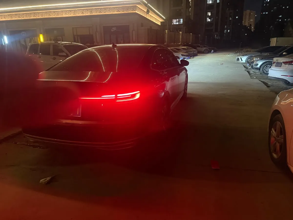 2023 Volkswagen Passat 2.0T 220HP L4 7DCT,autocango,china used car exporter,china ev exporter,chinese used car exporter,chinese used ev exporter