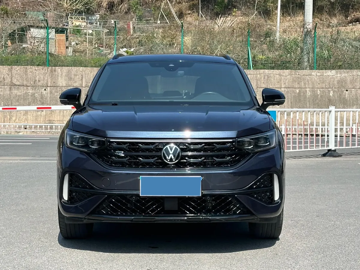 2023 Volkswagen Tayron X 2.0T 220HP L4 7DCT,autocango,china used car exporter,china ev exporter,chinese used car exporter,chinese used ev exporter