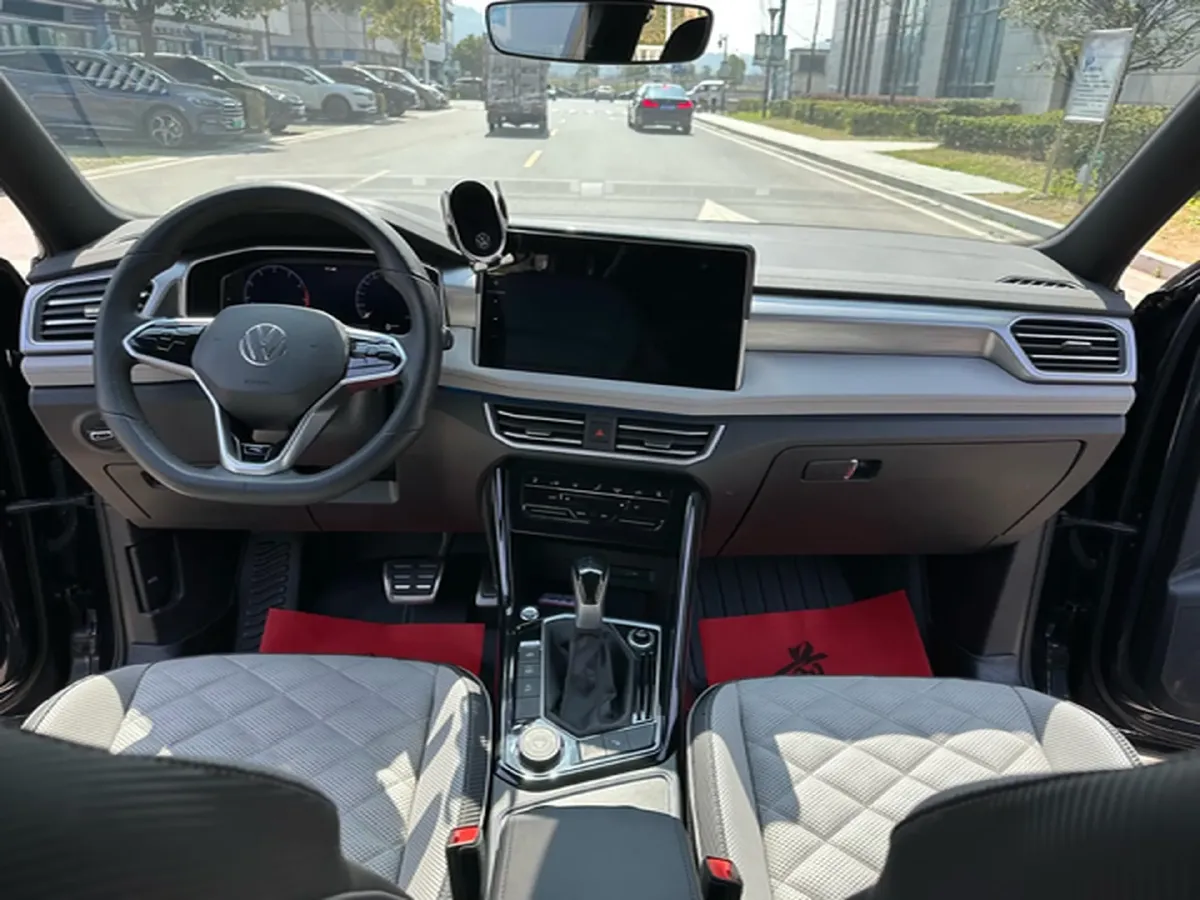 2023 Volkswagen Tayron X 2.0T 220HP L4 7DCT,autocango,china used car exporter,china ev exporter,chinese used car exporter,chinese used ev exporter