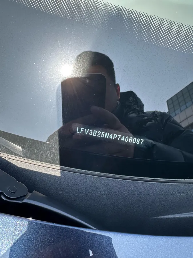 2023 Volkswagen Tayron X 2.0T 220HP L4 7DCT,autocango,china used car exporter,china ev exporter,chinese used car exporter,chinese used ev exporter